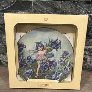 Heinrich “The Canterbury Bell Fairy” 🧚 Collectible Plate w/ Authenticity Cert